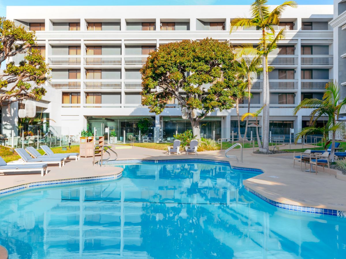 Hotel MdR Marina Del Rey - A Double Tree by Hilton